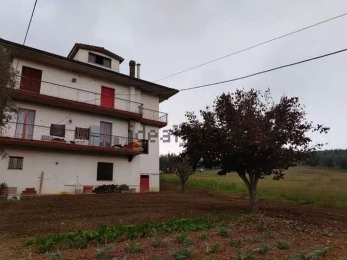 Appartamento con 5 locali in vendita in Contrada Collenavicchio, Monteprandone