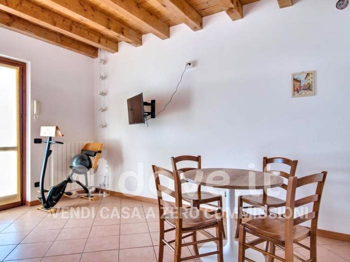 Appartamento quadrilocale in vendita in Strada Alta, Bianzano