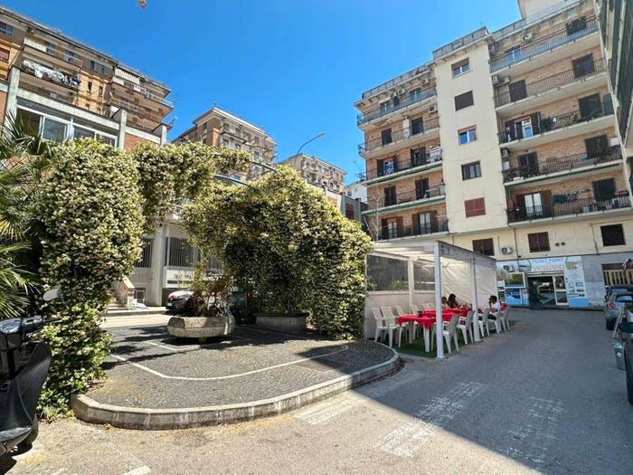 Appartamento quadrilocale in vendita in Piazzale della Stazione Circumvesuviana, Centro, Ercolano