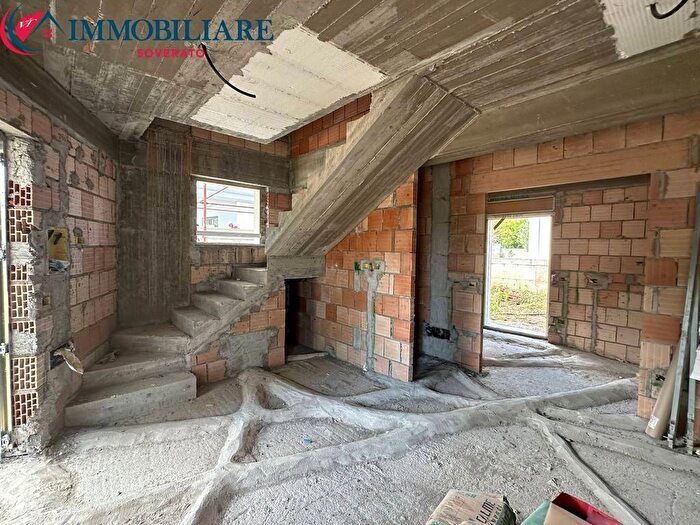 Casa quadrilocale in vendita in Calalunga Pietragrande, Montauro
