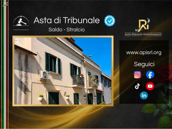 Appartamento con 6 locali in vendita in Via dei Sarrastri, Nocera Inferiore
