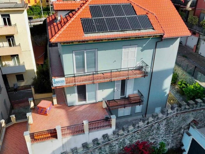 Appartamento con 5 locali in vendita in Via Vittorio Veneto, Celle Ligure Pecorile, Celle Ligure
