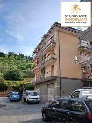 Appartamento quadrilocale in vendita in Via Privata Ciccione, Fenarina Via Neghelli Collina di Ponente, Alassio
