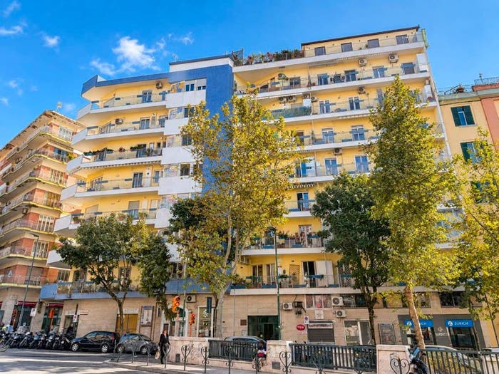 Appartamento quadrilocale in vendita in Via Alessandro Scarlatti, Vomero, Napoli