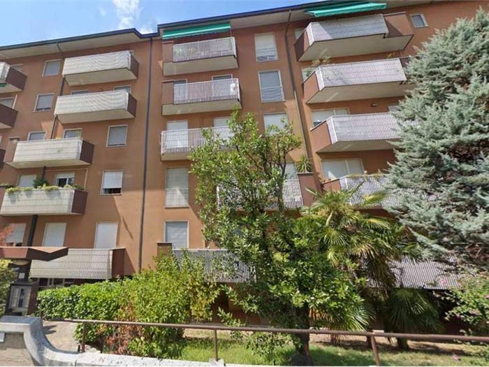 Appartamento con 6 locali in vendita in via Carlo Dossi, Mazzo Pantanedo, Rho