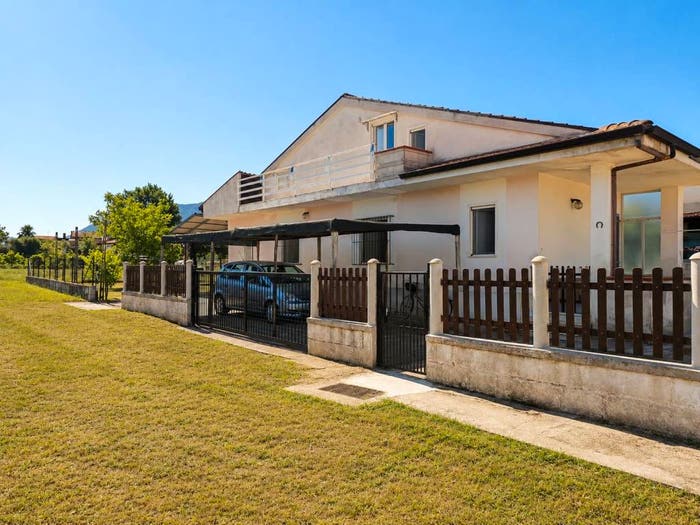 Casa quadrilocale in vendita in Via Iardino, Pietramelara