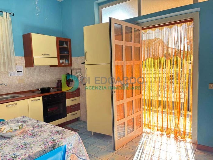 Casa con 6 locali in vendita in Via Giuseppe Ungaretti, Centro, Martinsicuro