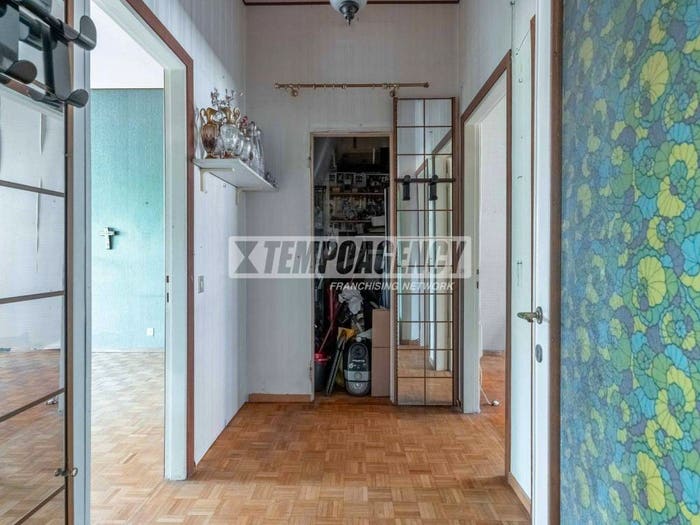 Appartamento trilocale in vendita in Via Ovada, Famagosta, Milano