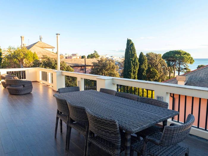 Appartamento con 5 locali in vendita in Viale Ponte dell'Ammiraglio, Quarto, Genova