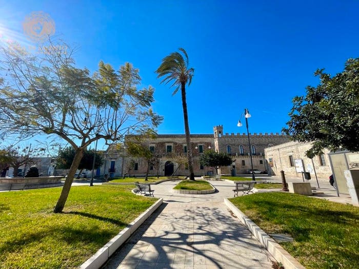 Appartamento con 5 locali in vendita in Piazza della Vittoria, Marittima, Diso