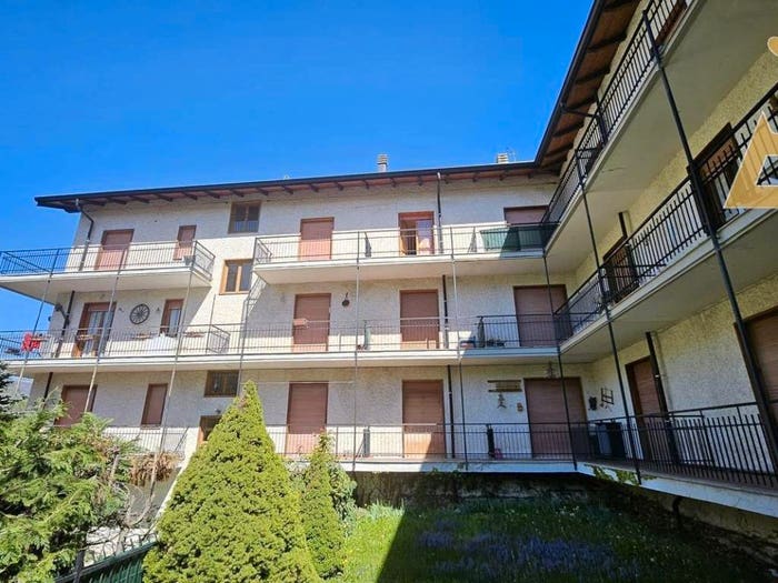 Appartamento bilocale in vendita in Via Costalambert, Entracque