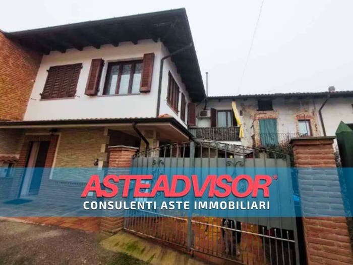 Casa con 6 locali in vendita in Via Tripoli, Felizzano