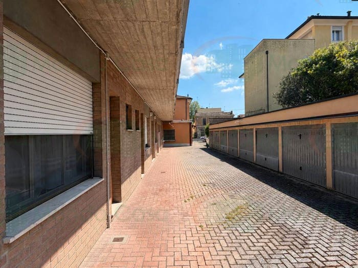 Casa con 6 locali in vendita in Via Chiavica Romea, Teodorico, Ravenna
