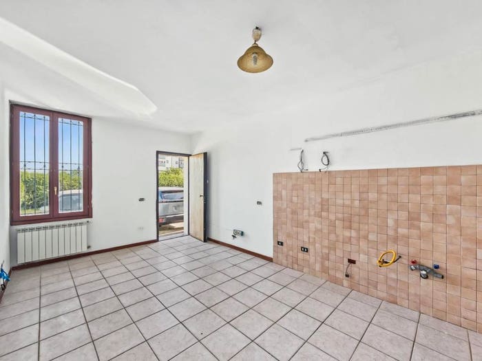 Appartamento trilocale in vendita in Via Guglielmo Marconi, Seano, Carmignano