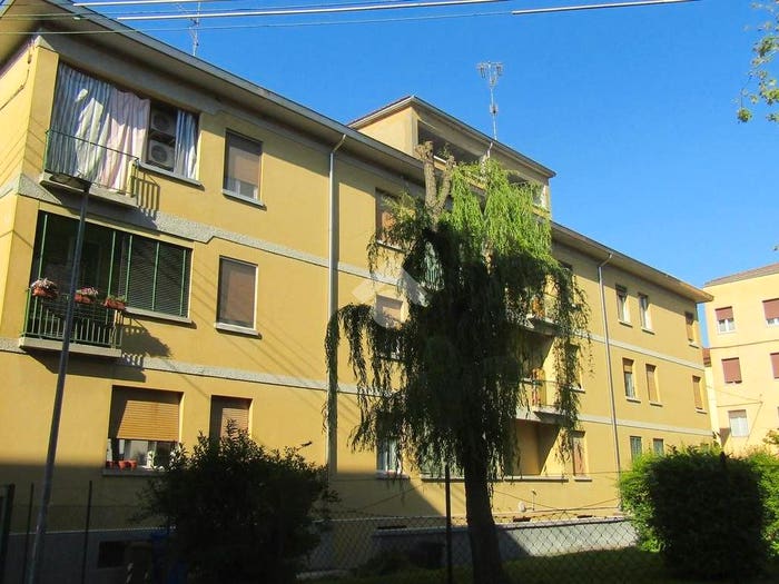 Appartamento trilocale in vendita in Via Alberto Puzzarini, San Leonardo, Parma