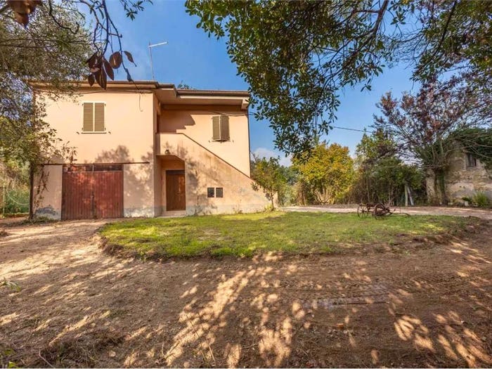 Casa con 5 locali in vendita in Via Liscia No Number, Offagna