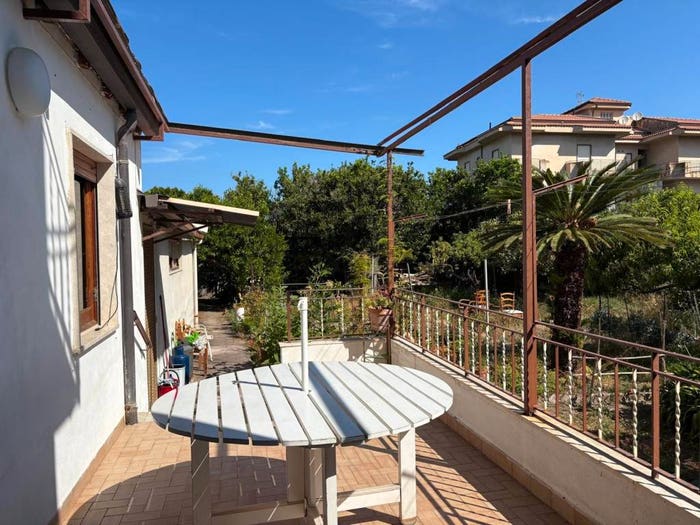 Appartamento con 5 locali in vendita in Via Giuseppe Mazzini, Centro, Barcellona Pozzo di Gotto
