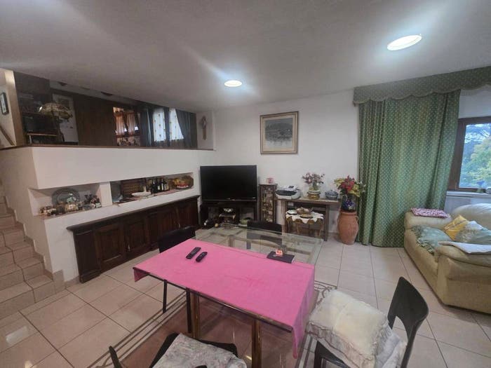 Appartamento con 6 locali in vendita in Madonna Alta Prepo, Perugia