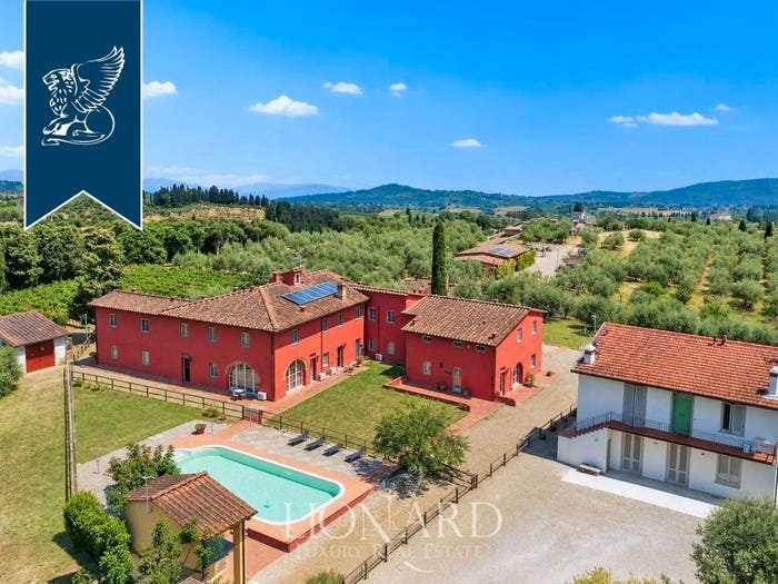 Casa con 6 locali in vendita in Lastra a Signa
