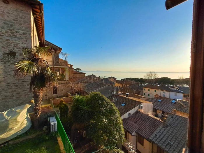 Appartamento trilocale in vendita in Centro, Passignano sul Trasimeno