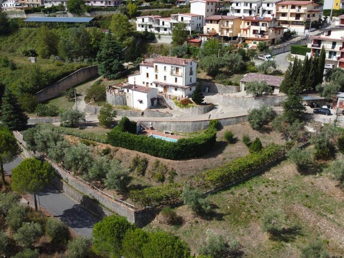 Casa con 5 locali in vendita in Via Luigi Ferrera, Mendicino