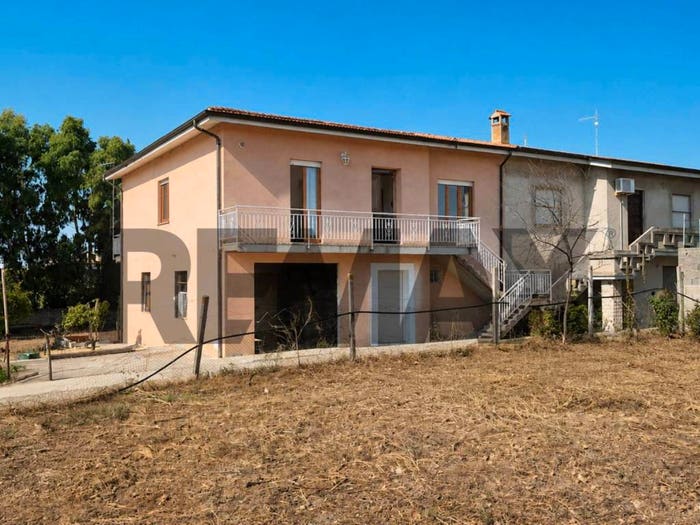 Casa con 5 locali in vendita in Centro, Usellus