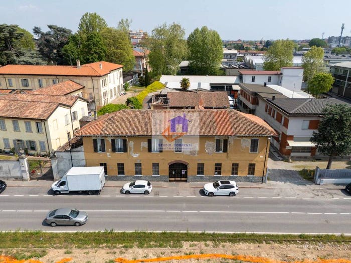 Casa con 6 locali in vendita in Via Comasina, Comasina, Milano