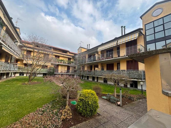 Appartamento bilocale in vendita in Via della Chiesa, Centro, Magnago