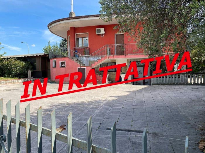 Casa con 6 locali in vendita in VIA SAN GIOVANNI BOSCO, Solza