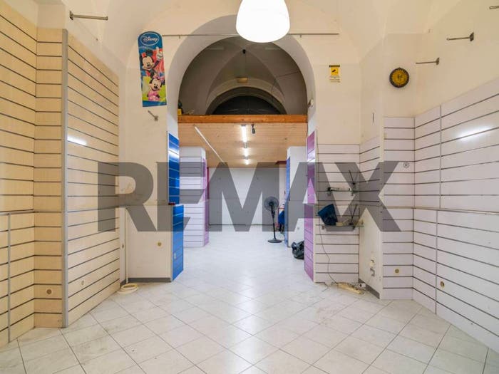 Appartamento quadrilocale in vendita in Via Garibaldi, Centro Storico, Catania