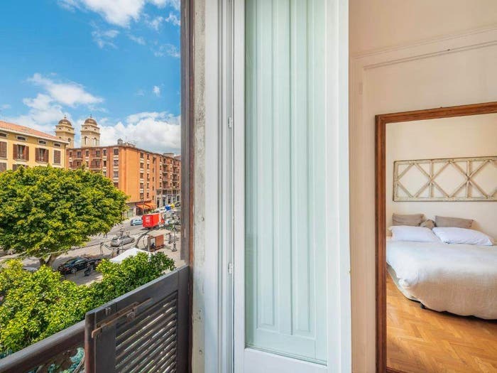 Appartamento con 5 locali in vendita in Piazza Yenne, Castello, Cagliari