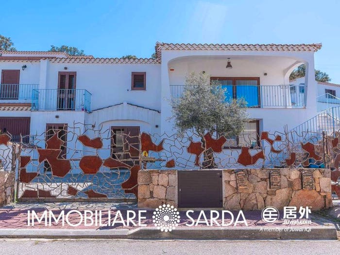 Casa con 6 locali in vendita in Centro, Budoni