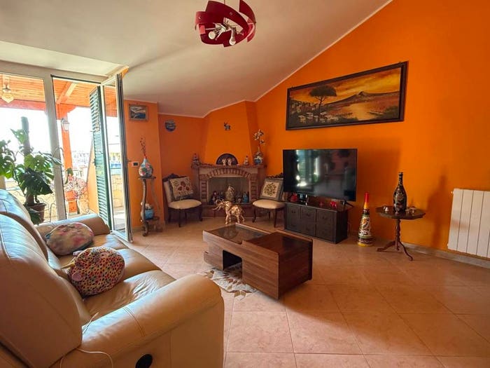 Casa trilocale in vendita in Via Colonne, Giardini Oasi Sacro Cuore, Giugliano in Campania