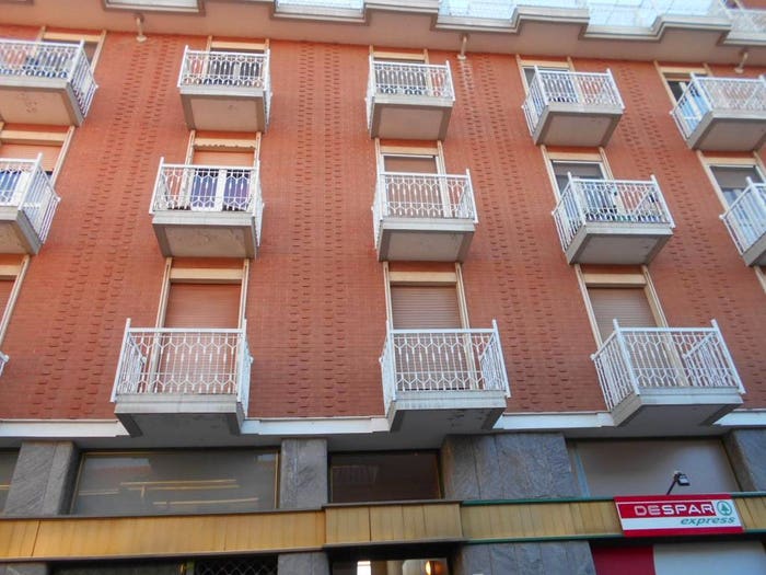 Appartamento quadrilocale in vendita in Via San Francesco, Centro, Cigliano