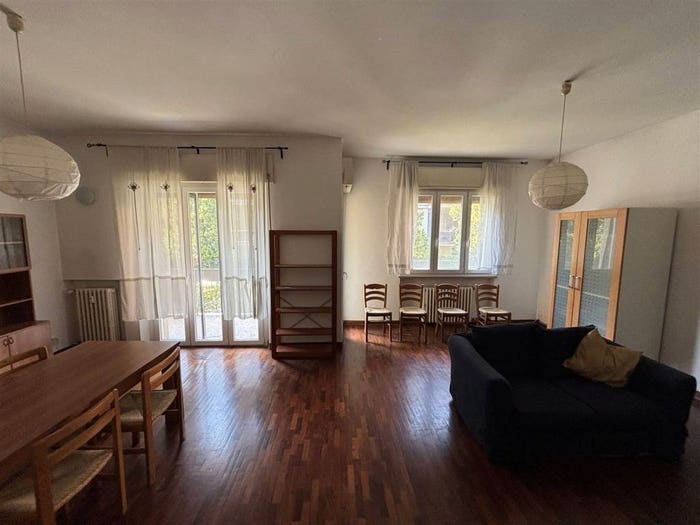 Appartamento con 6 locali in vendita in Via Augusto Migliavacca, San Lazzaro, Parma