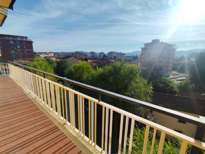 Appartamento quadrilocale in vendita in Corso Saracco, Centro, Ovada