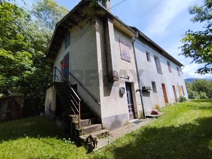 Casa con 5 locali in vendita in Via Vanie, Borgo Valbelluna