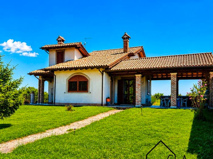 Casa con 6 locali in vendita in Via del Casone, Civita Castellana