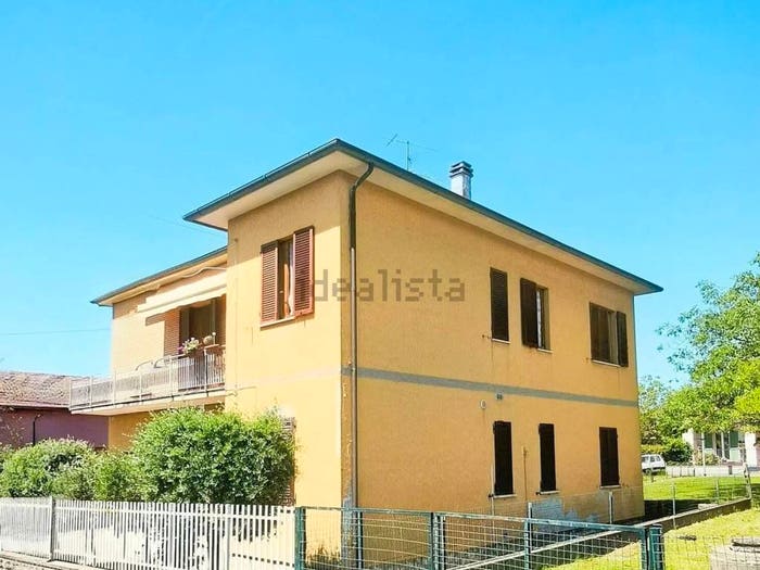 Appartamento quadrilocale in vendita in Via Romana, Promano, Città di Castello