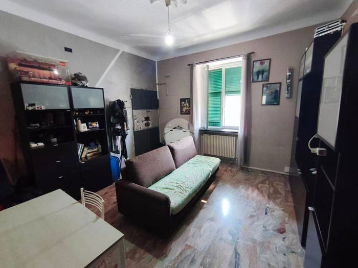Appartamento quadrilocale in vendita in Via Sergio Piombelli, Rivarolo, Genova