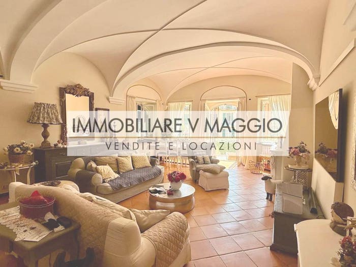 Casa con 6 locali in vendita in Via Priaruggia, Quarto, Genova