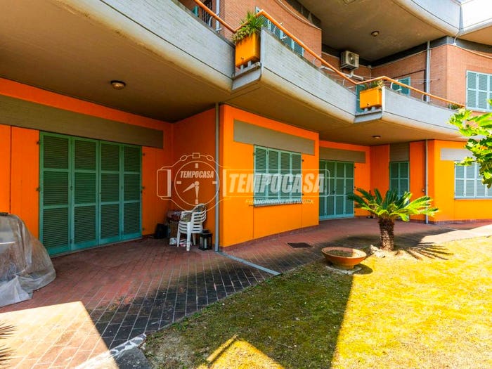 Casa con 6 locali in vendita in Strada Provinciale Civitanova Marche Fontespina, Civitanova Alta, Civitanova Marche