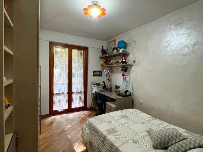 Appartamento quadrilocale in vendita in Levane, Bucine