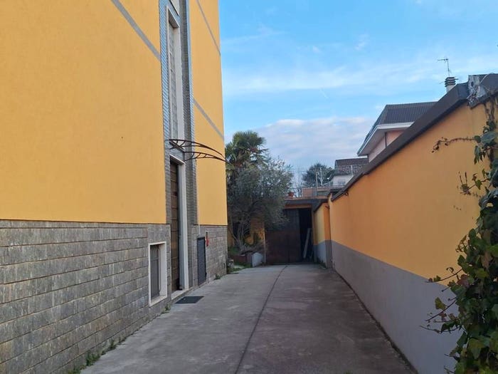 Casa con 6 locali in vendita in Via Bersaglio, San Pietro Pace, Rho