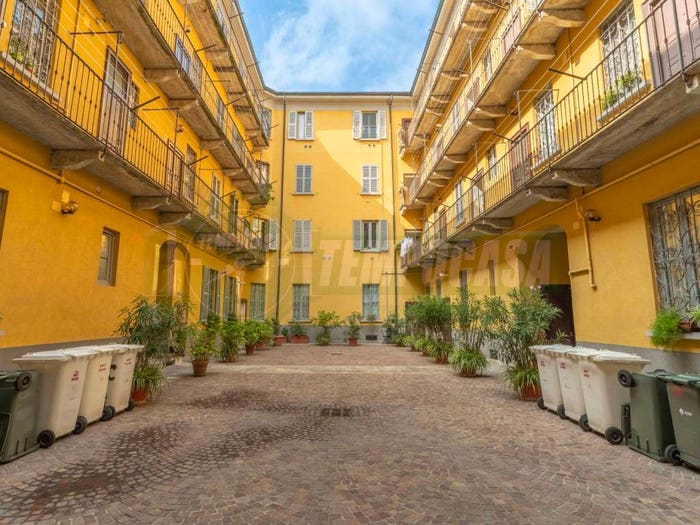 Appartamento bilocale in vendita in Viale Col di Lana, Ticinese, Milano