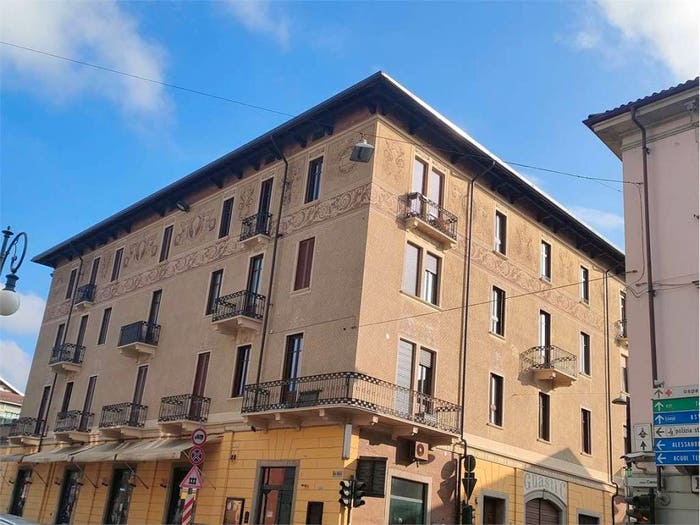 Appartamento con 5 locali in vendita in Nizza Monferrato