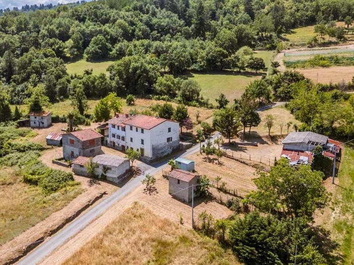Casa con 6 locali in vendita in SR, Castel San Niccolò