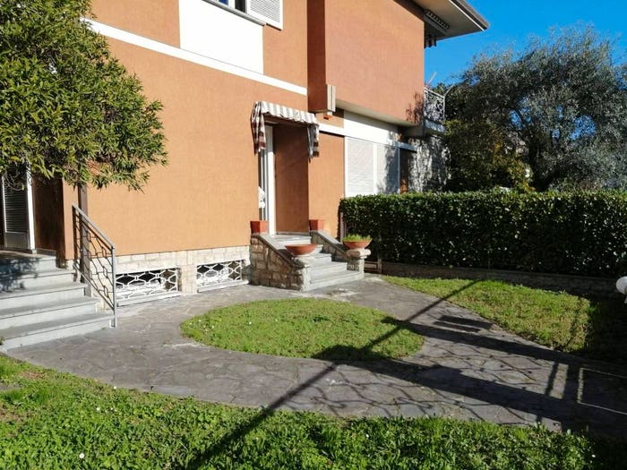 Casa con 5 locali in vendita in Via degli Olmi, Vaiana, Forte dei Marmi