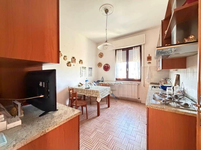 Casa con 5 locali in vendita in Ameglia