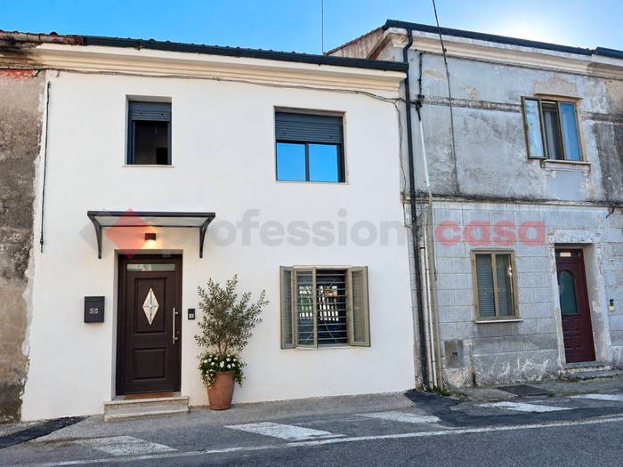 Casa con 6 locali in vendita in Centro, Minerbe
